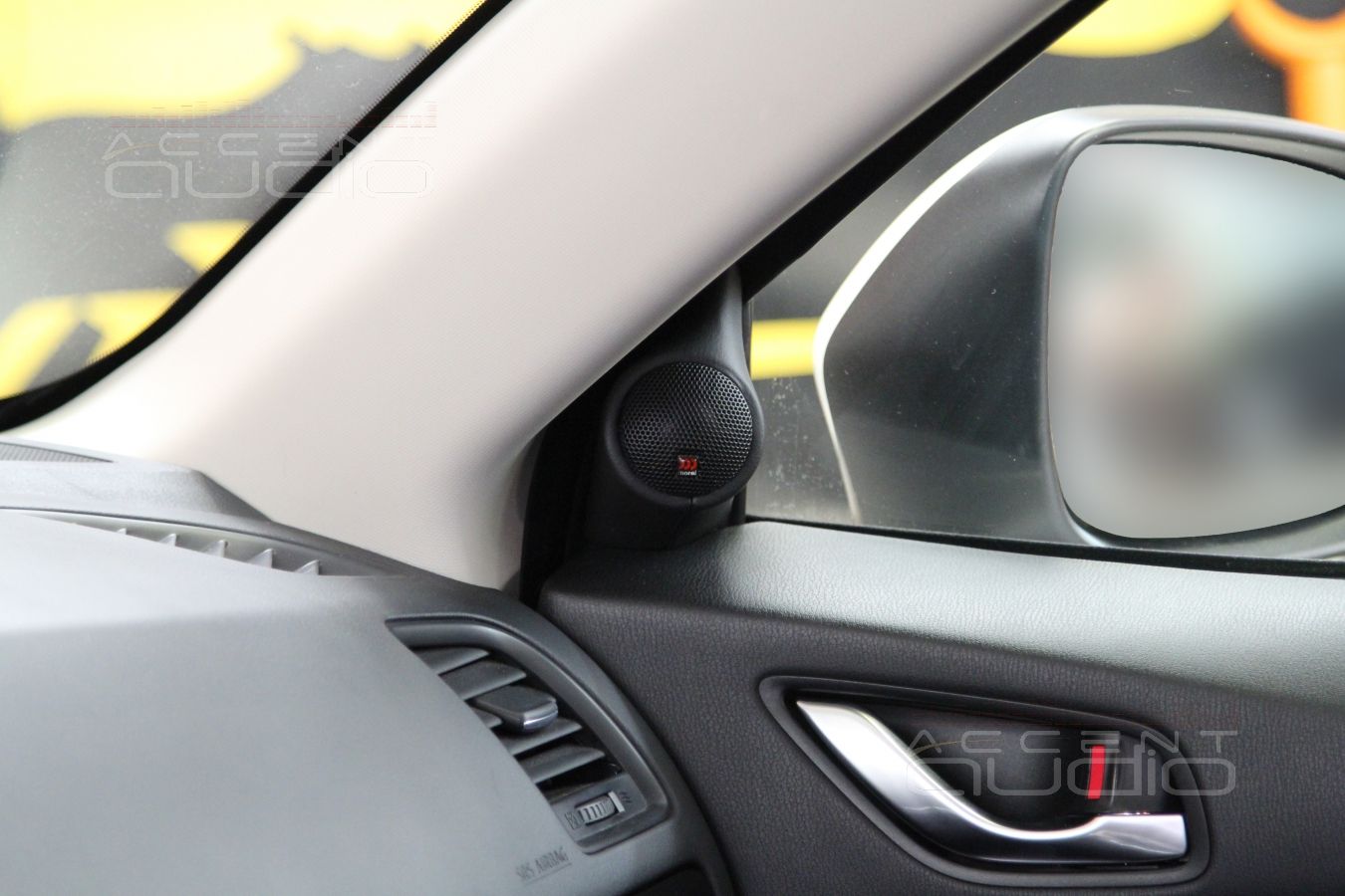 Подиумы под твитеры Mazda CX5