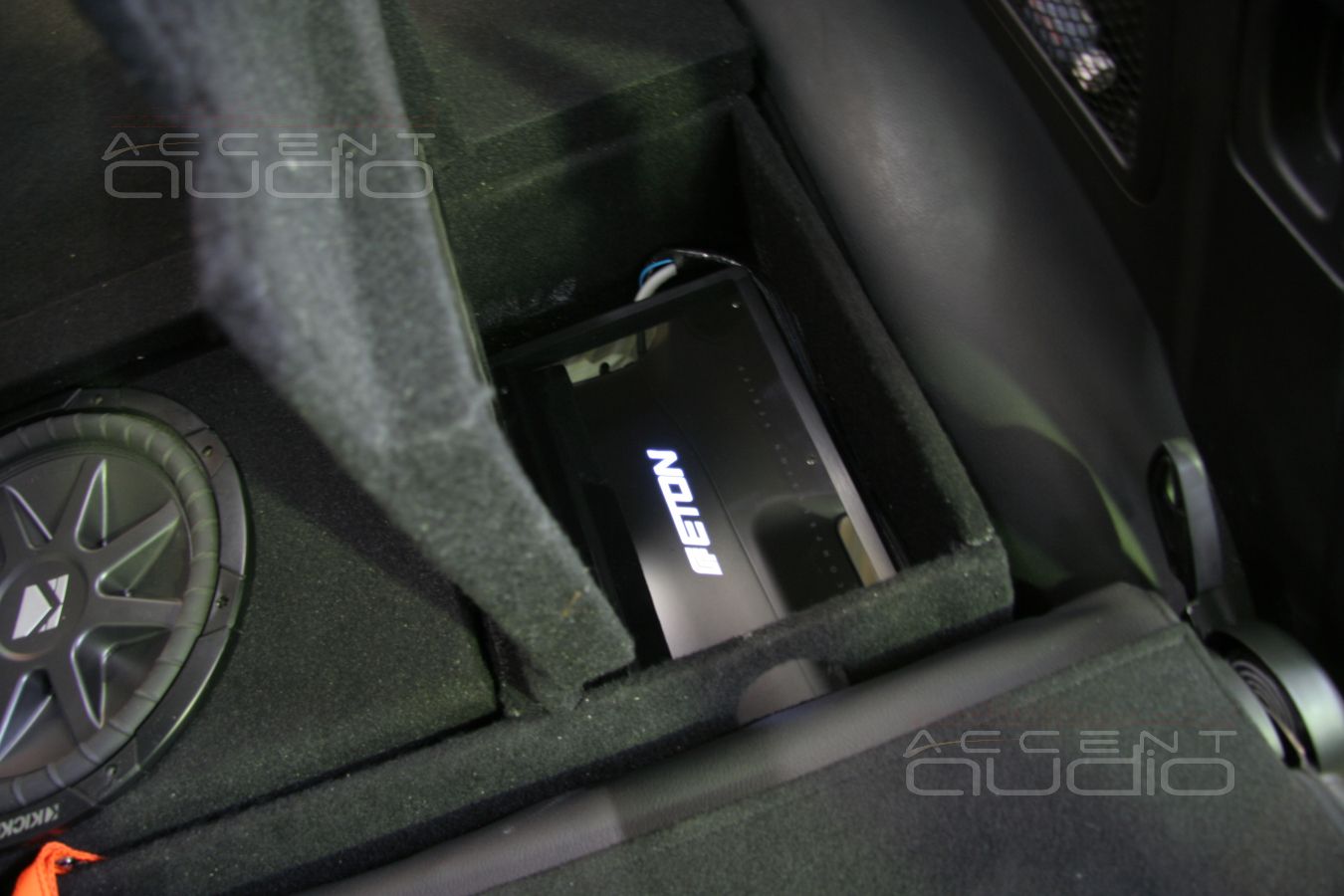 Сабвуфер-трансформер для SsangYong Rexton