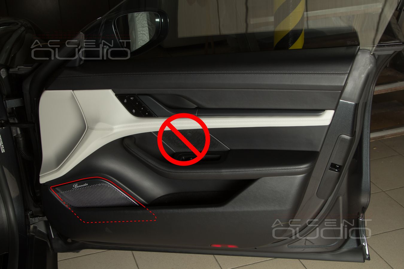 Аудиоподготовка дверей и монтаж мидбасовых динамиков Brax ML6P в Porsche Taycan