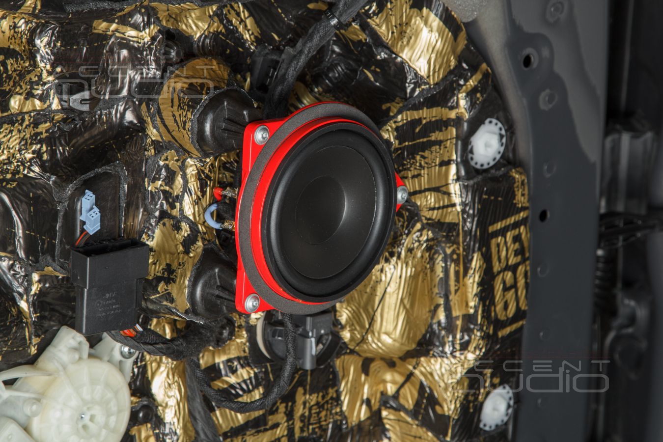 Установка ESB Audio BMW Front 100 в BMW X6 III (G06)