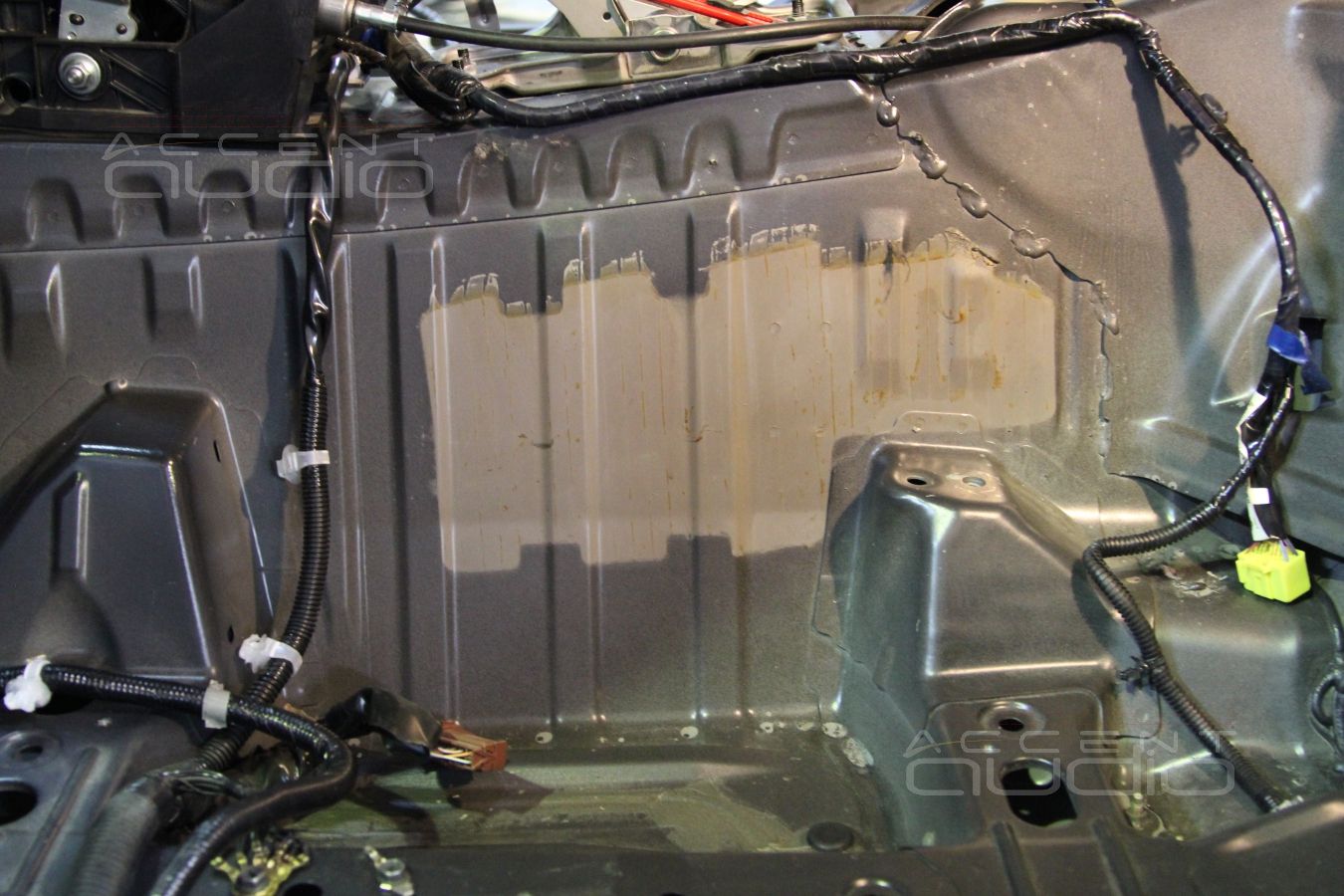 Nissan GT-R - теперь не самый шумный. Полная шумоизоляция.