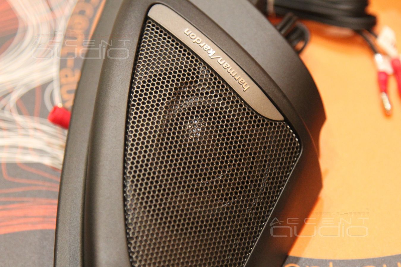 Устанавливаем твитеры из комплекта BLAM BM 100S