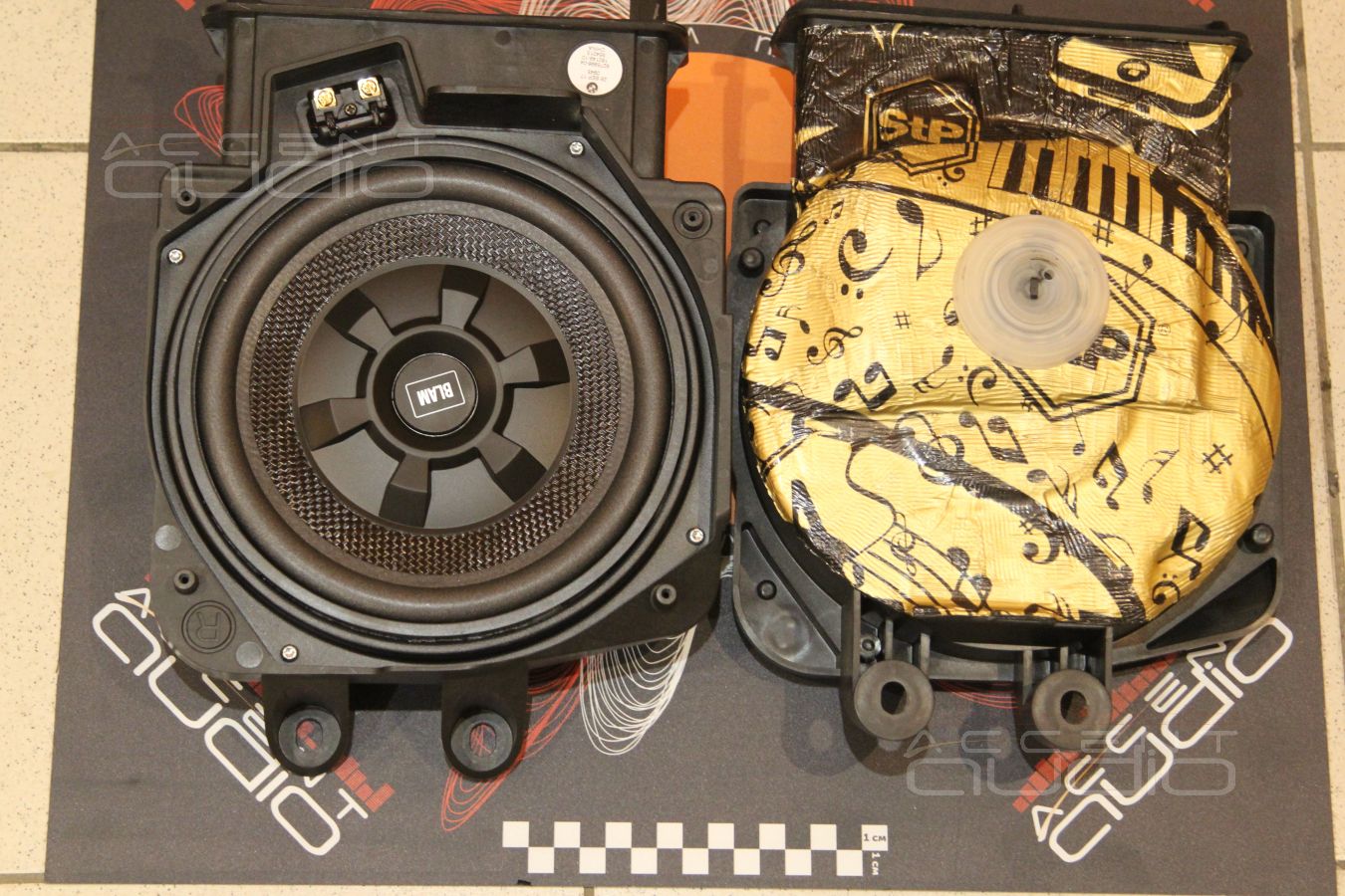 Устанавливаем подсидельные мидбасы BLAM 200XF.