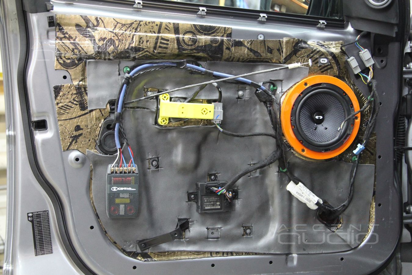 Замена акустики и шумоизоляция для Freelander 2