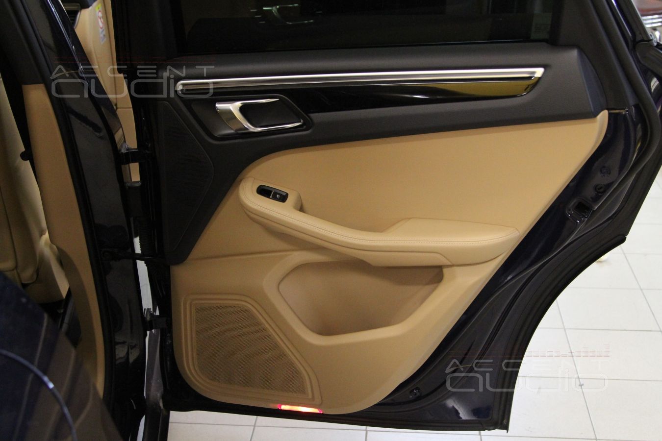 Штатная аудиосистема Porshe