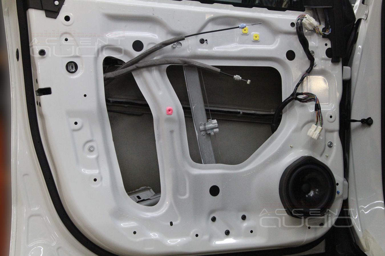 Шумоизоляция дверей Acura MDX