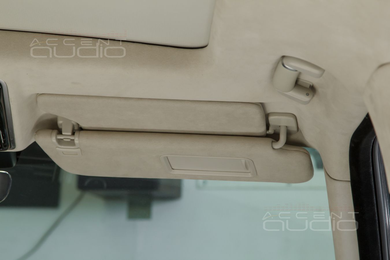 Крыша в алькантару – это же Range Rover !