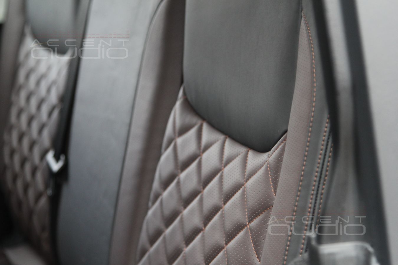 Эксклюзивный кожаный салон Jeep Wrangler