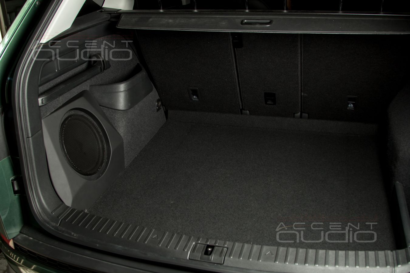 Новинка: лучший, стильный, оригинальный сабвуфер-стелс для Skoda Kodiaq