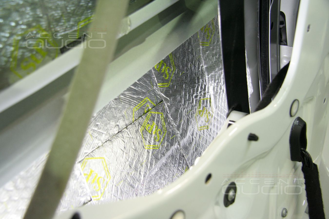 Виброизоляция кузова Jaguar XF