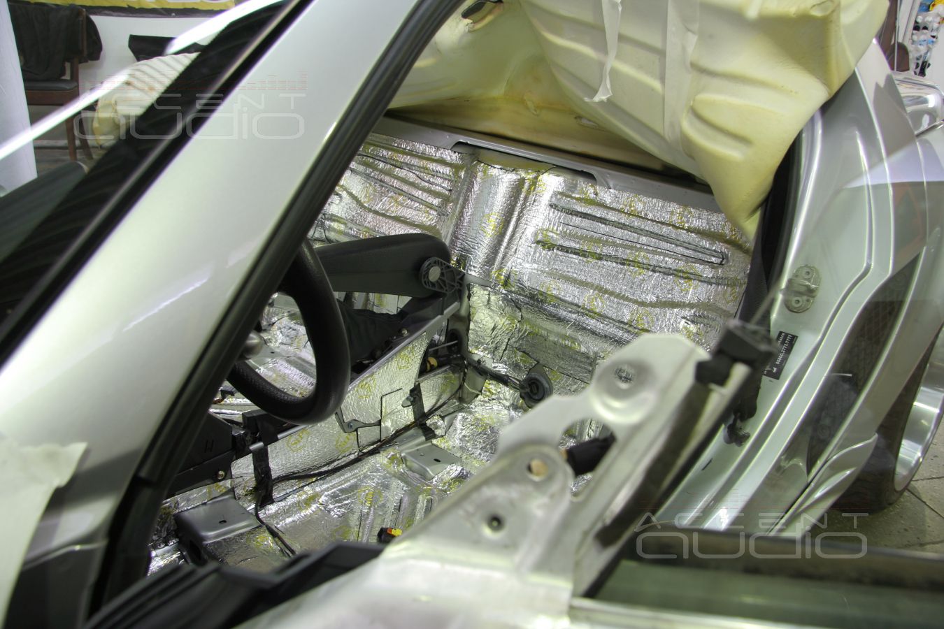 Mercedes Smart Roadster - стильный мотоблок с сабвуфером !