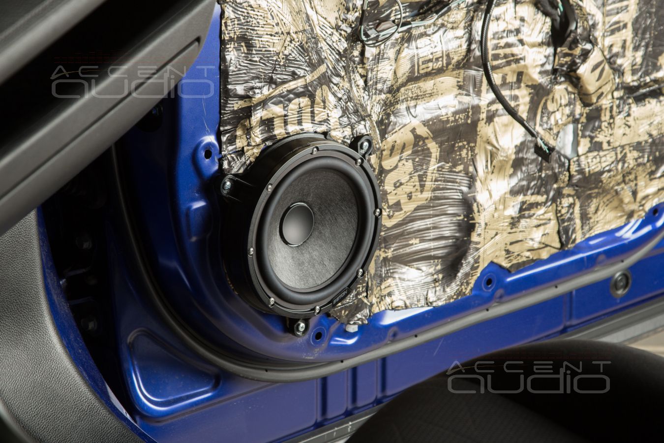 Новые мидбасы Eton Graphit 16 в дверях Toyota RAV4 – отвал бошки