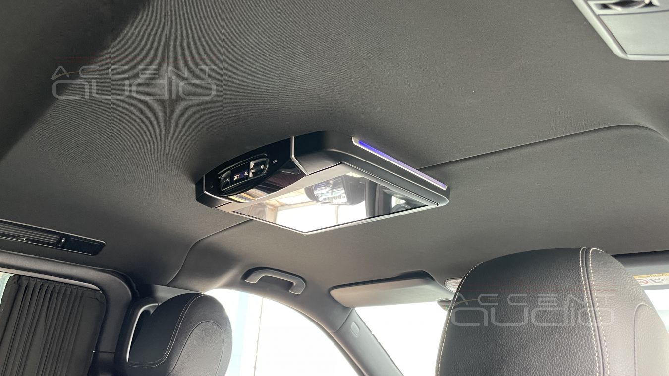 Потолочный монитор для пассажиров – новый функционал для Mercedes V-Class