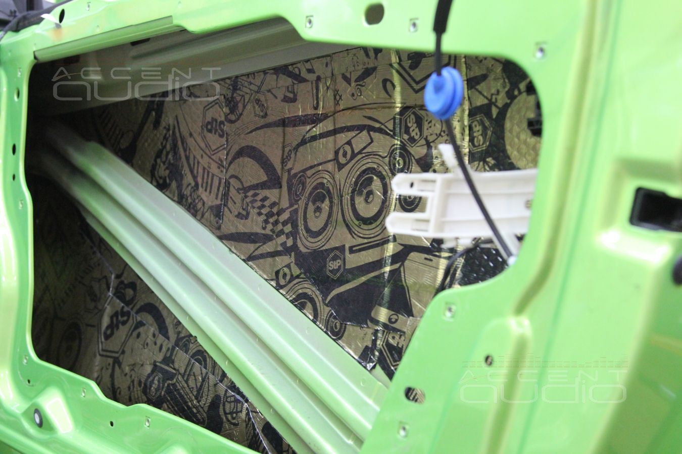 Volkswagen Scirocco: классный звук недорого