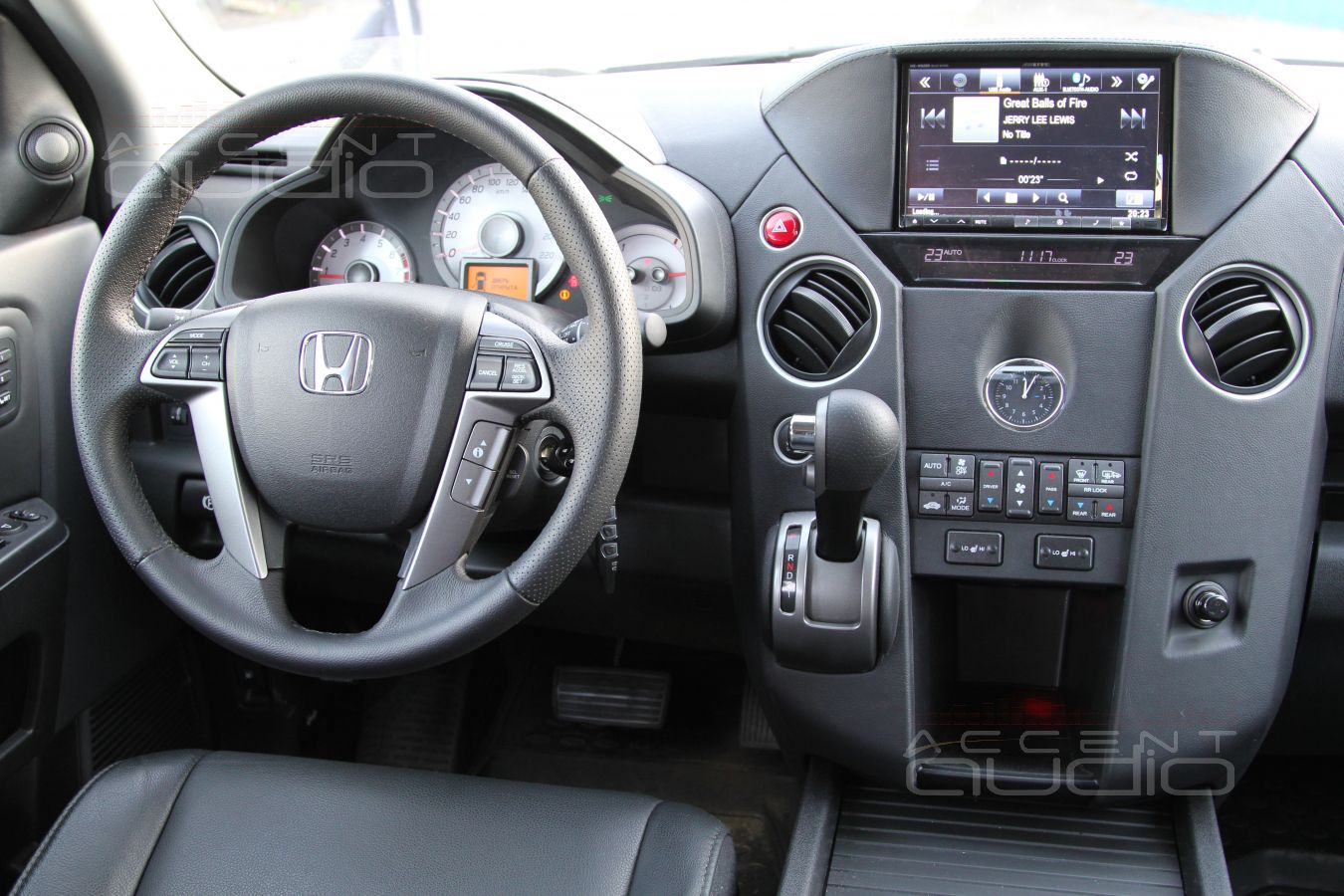 Установка Alpine INE-W928R в Honda Pilot