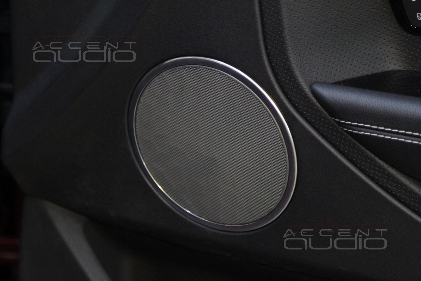 Установка акустики Focal Performance в RangeRover Evoque