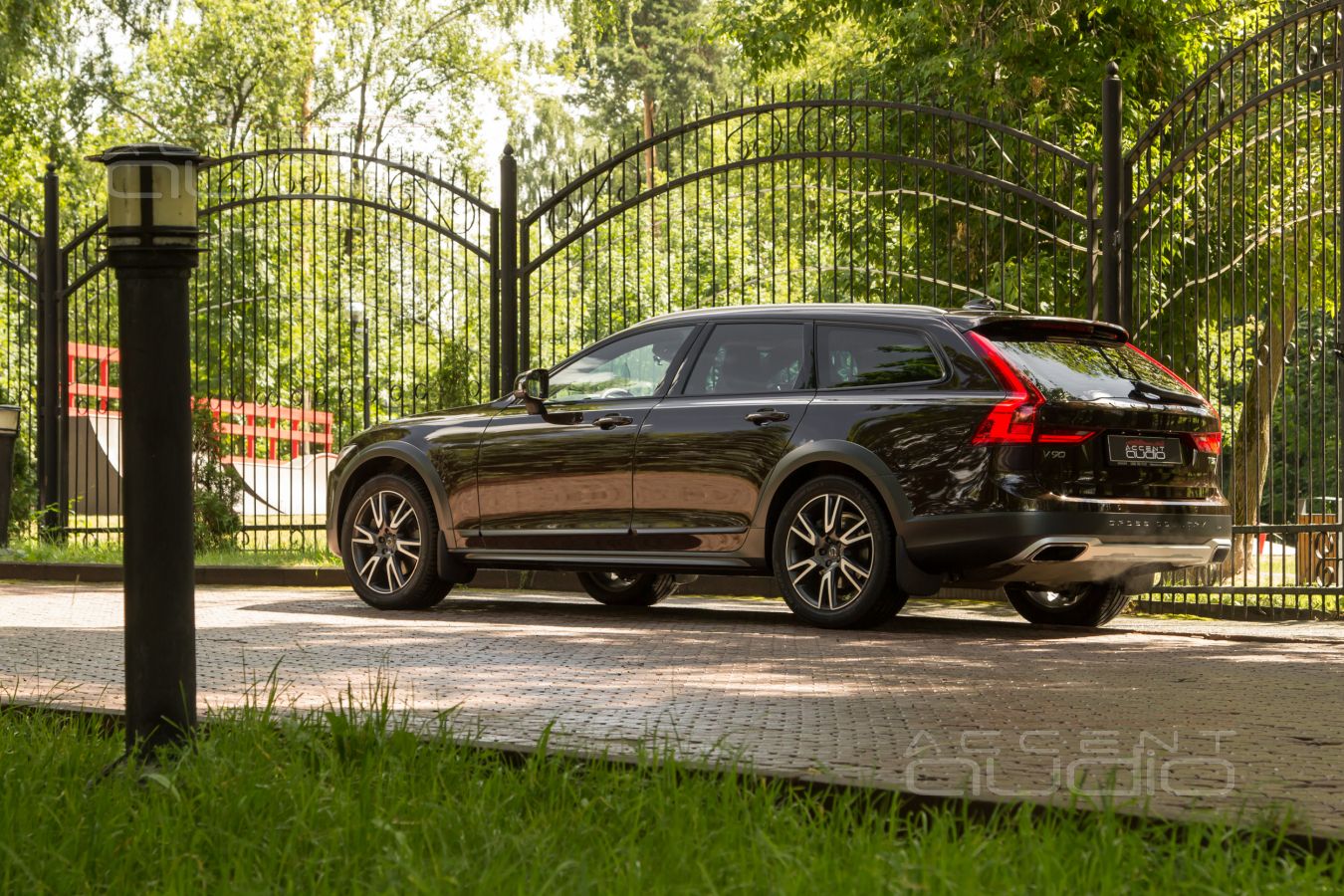 Техническое Задание на новую аудиосистему в Volvo V90 Cross Country