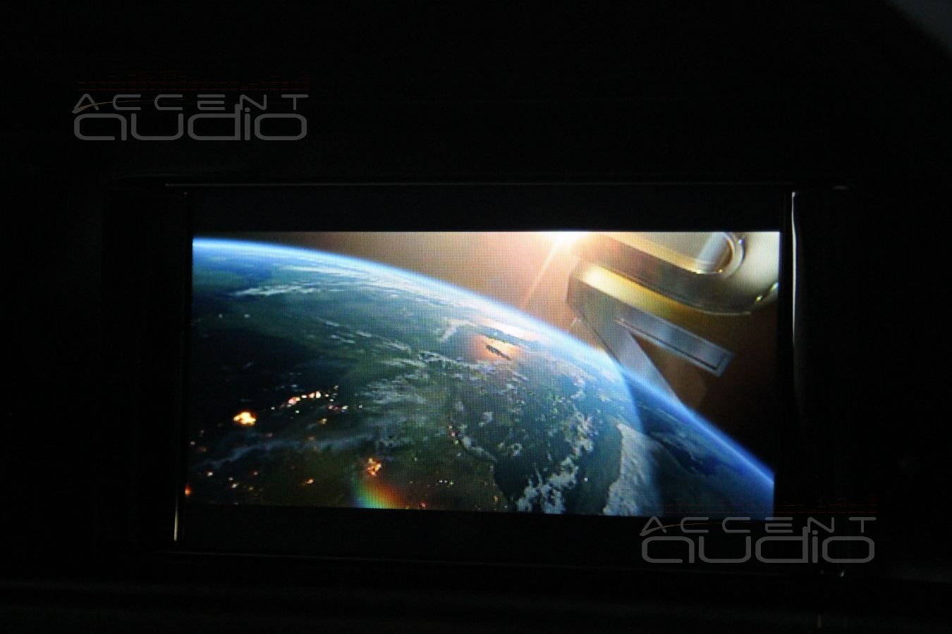 Audison BitPlay HD в Mercedes GLK - новый универсальный источник