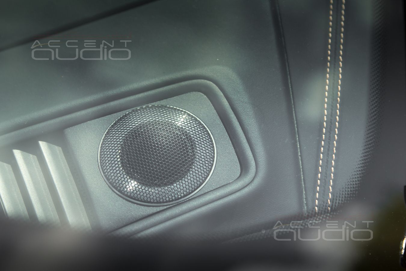 Роскошь ВЧ Brax ML1 в дизайне интерьера Porsche Boxter
