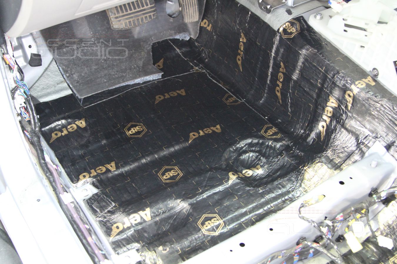 Шумоизоляция Mitsubishi Pajero Sport 2013