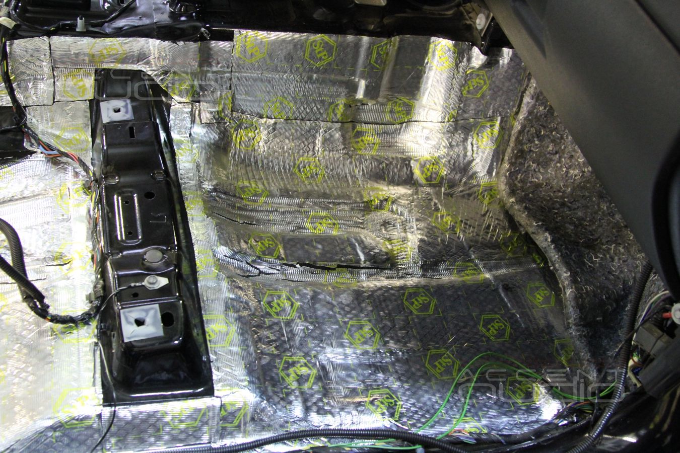 Hummer H3: система вооружения от MDLab