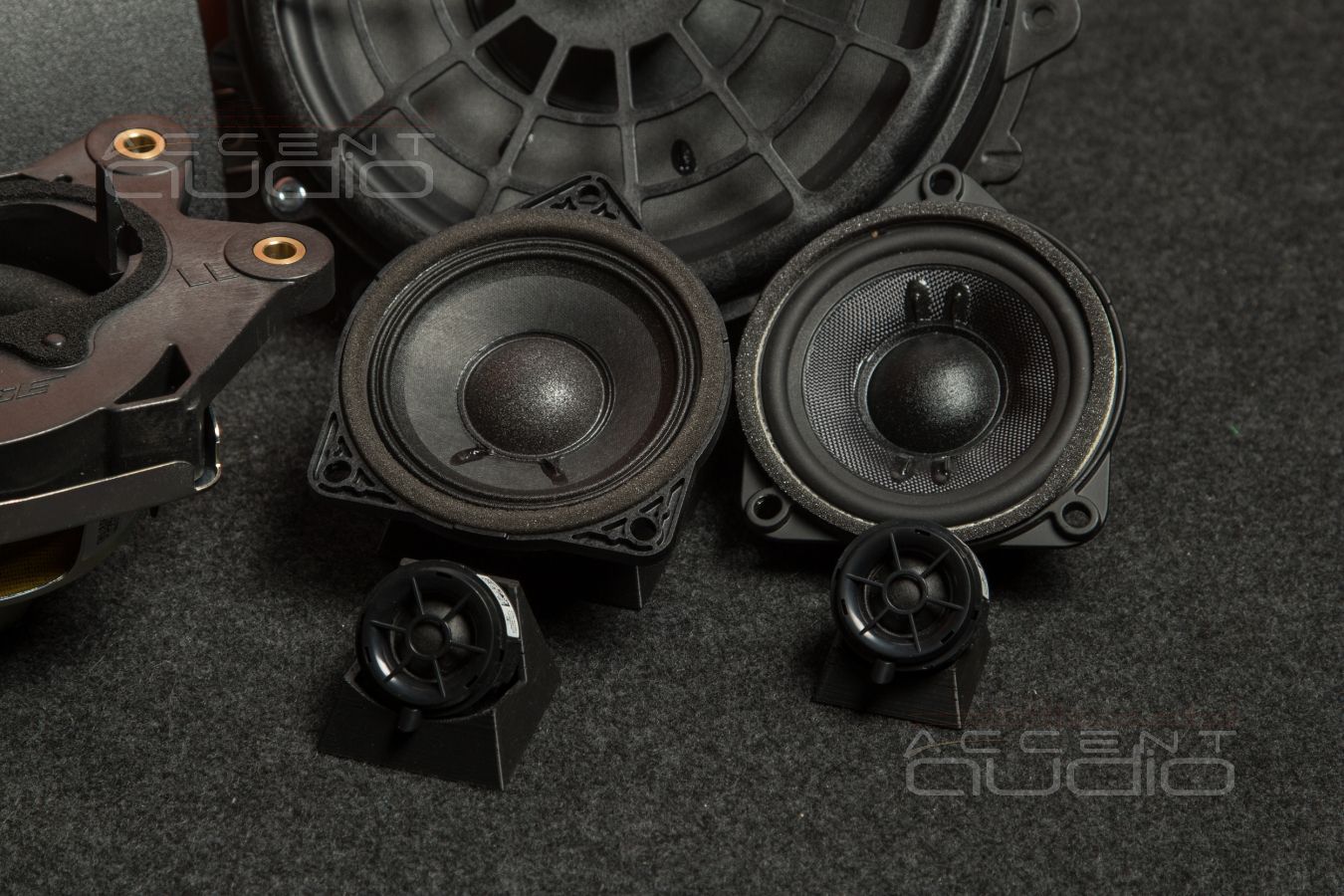 Проект аудиосистемы (не Bose и не Burmester) в Porsche Carrera 911 S