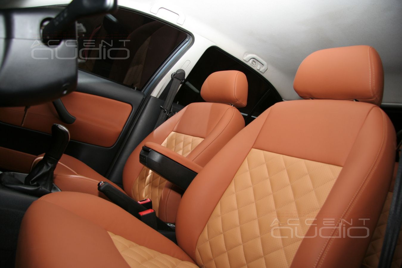 Пошив салона: добавим шкоде тепла