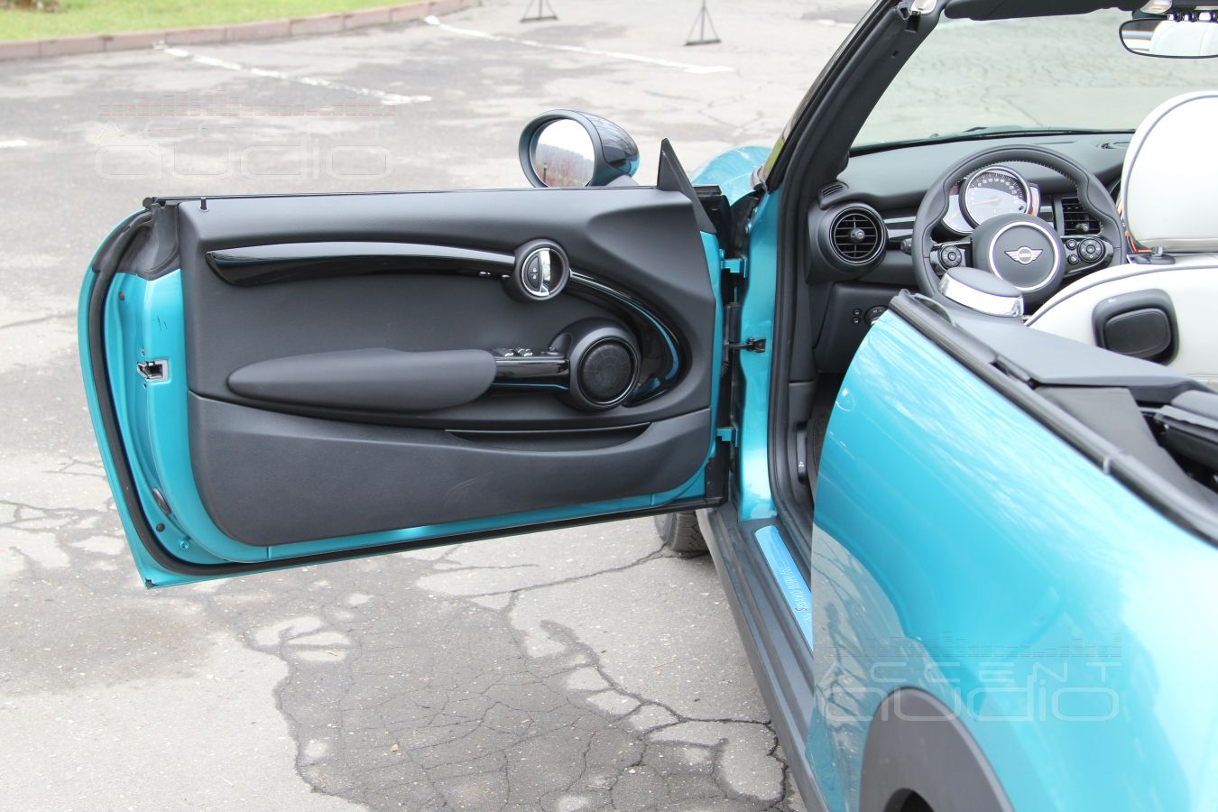 Среднечастотные динамики ScanSpeak 12W/452G00 и их оригинальная установка в Mini