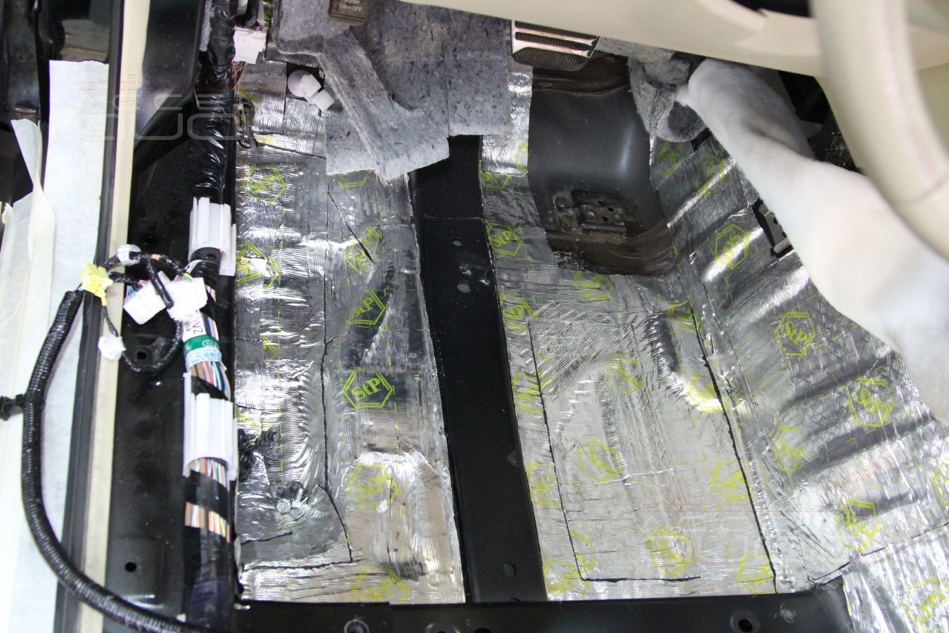 Шумоизоляция Infiniti FX35