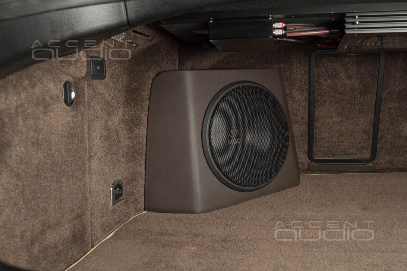 Сабвуфер-стелс для Bentley Continental GT