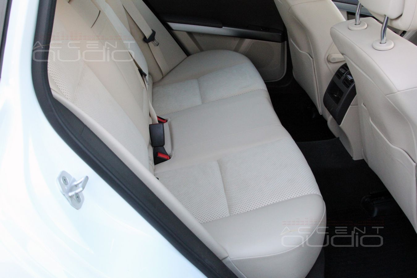 Бюджетный пошив салона Mercdes-Benz GLK