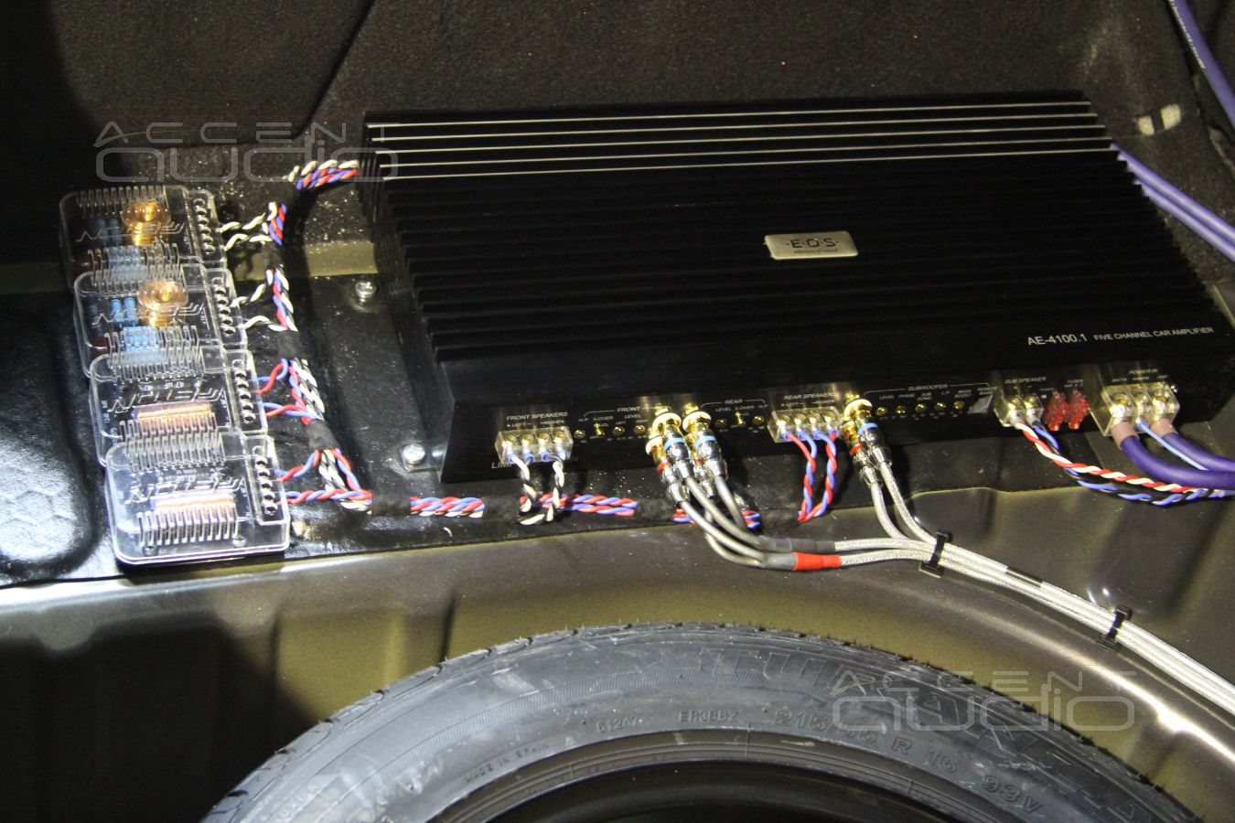 Если нет треугольничков: размещение твитеров на стойках лобового стекла