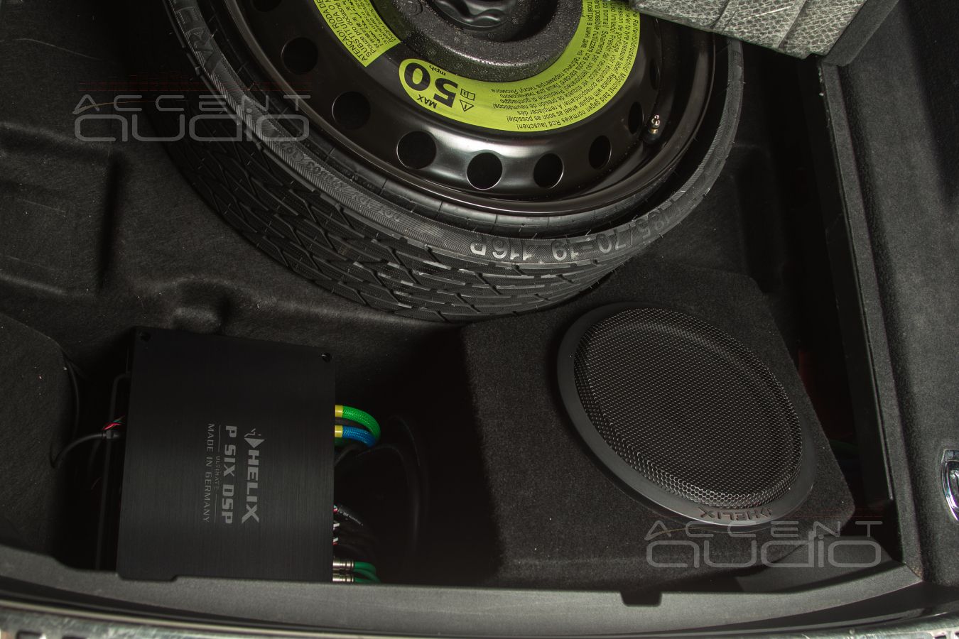 Усилители и сабвуфер – всё в одном подполье: интеграция компонентов в Audi E-Tron