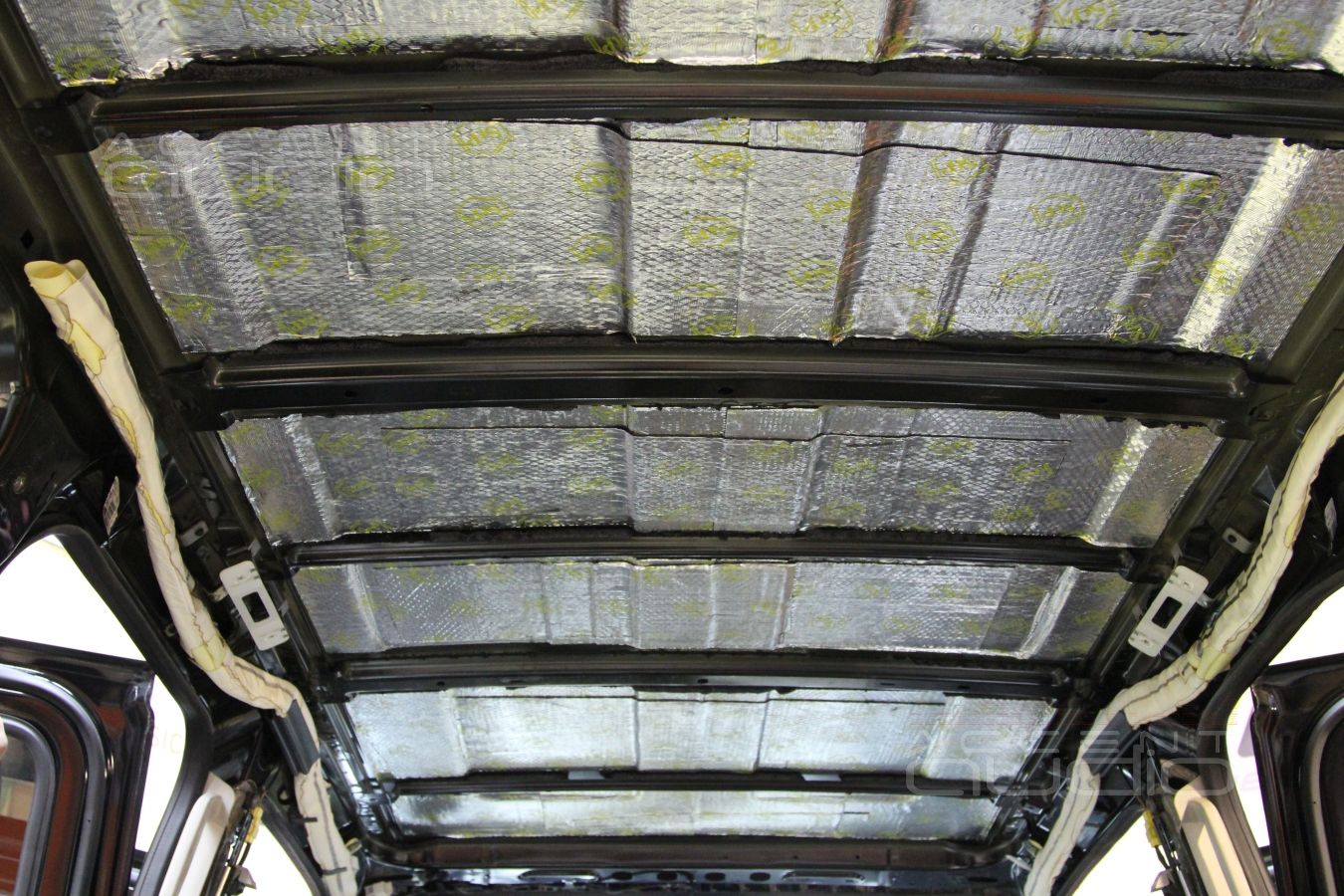 Hummer H3: система вооружения от MDLab