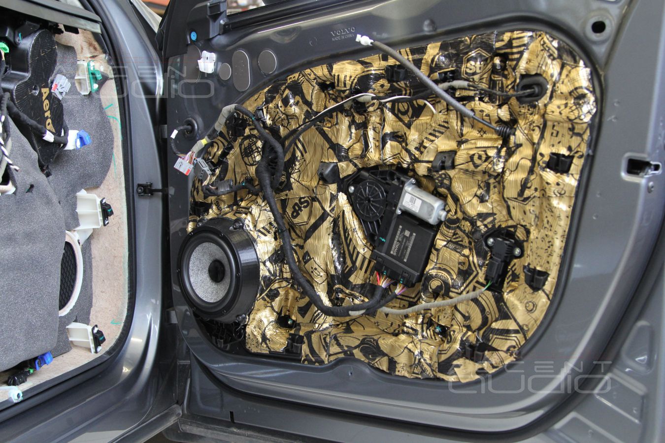 Сборка и установка: Brax ML3 и Focal Utopia в дверях Volvo XC60