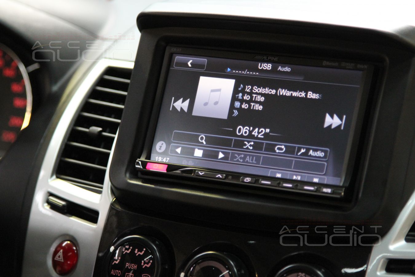 Мультимедиа для Mitsubishi Pajero Sport 2013: новое по-старому