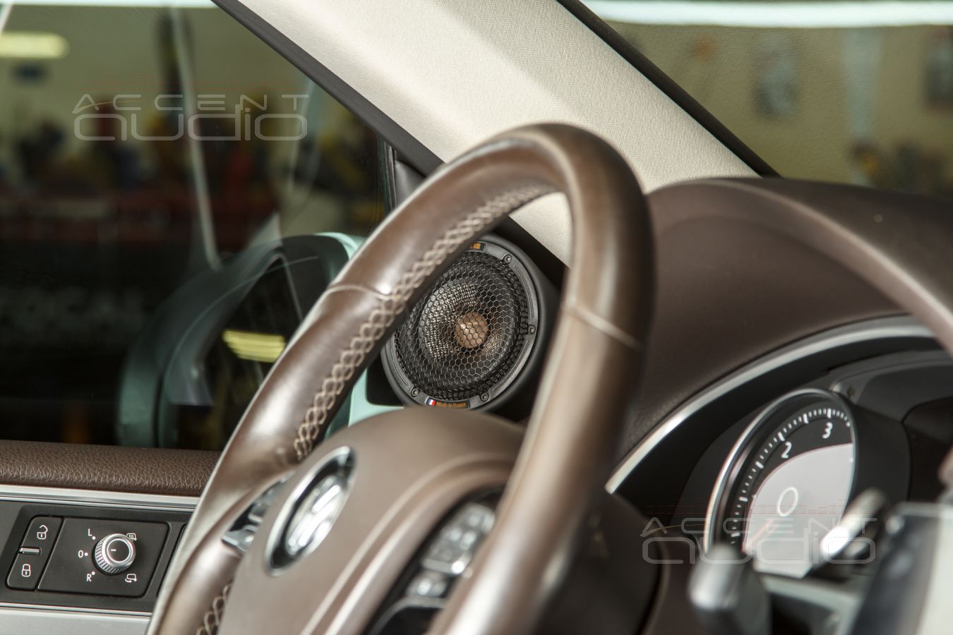 Update 2023: а что, если очень хочется трехполоску ?