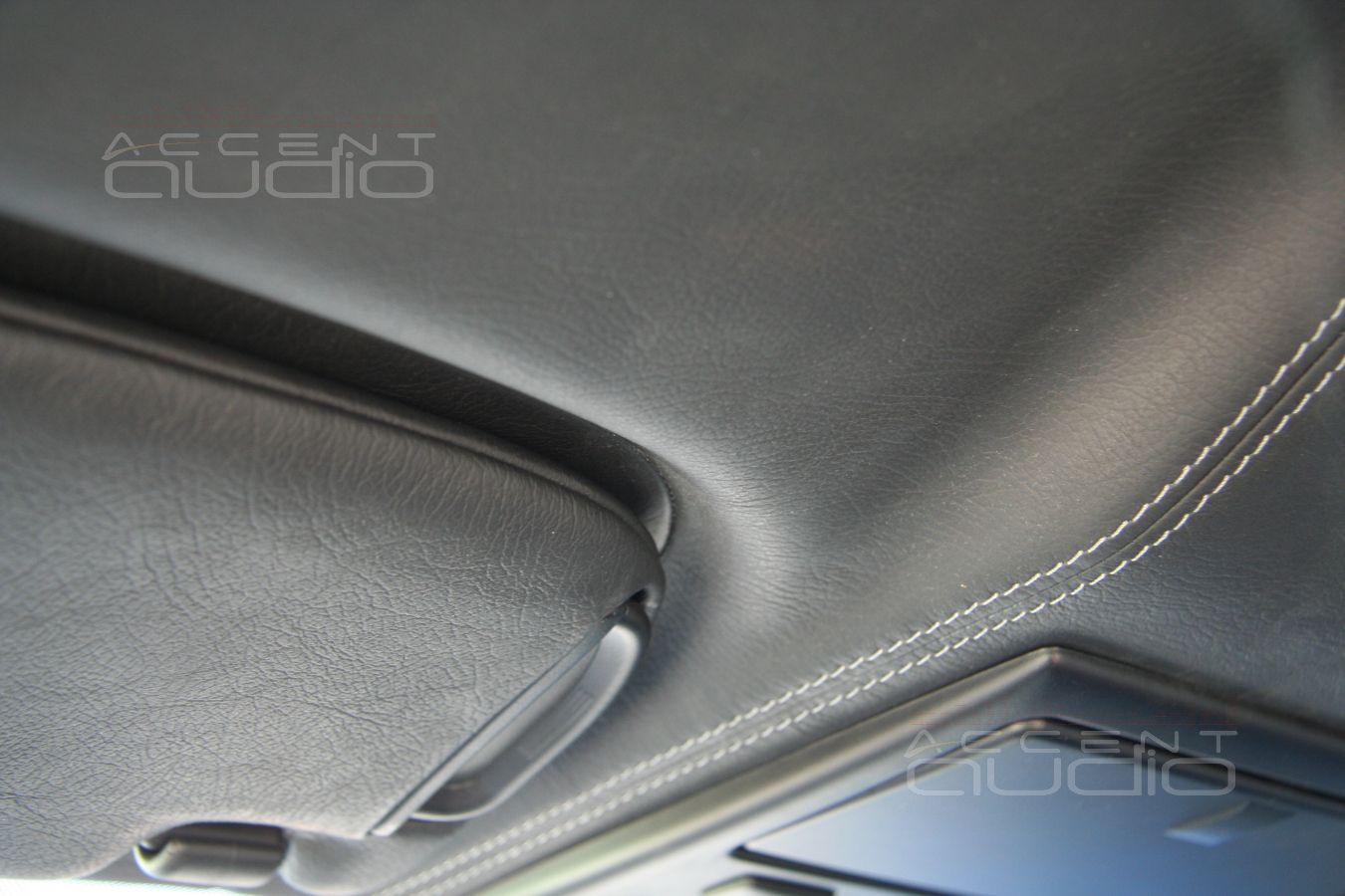 Любителям стильно-черного: Hyundai Coupe Black