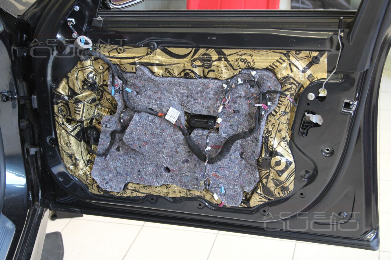 Несколько слов о шумоизоляции BMW 730LD