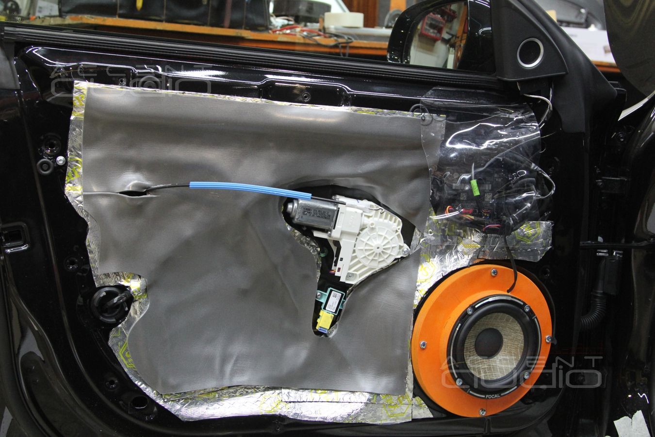 Шумоизоляция и мидбасы в Audi A5 S-Line