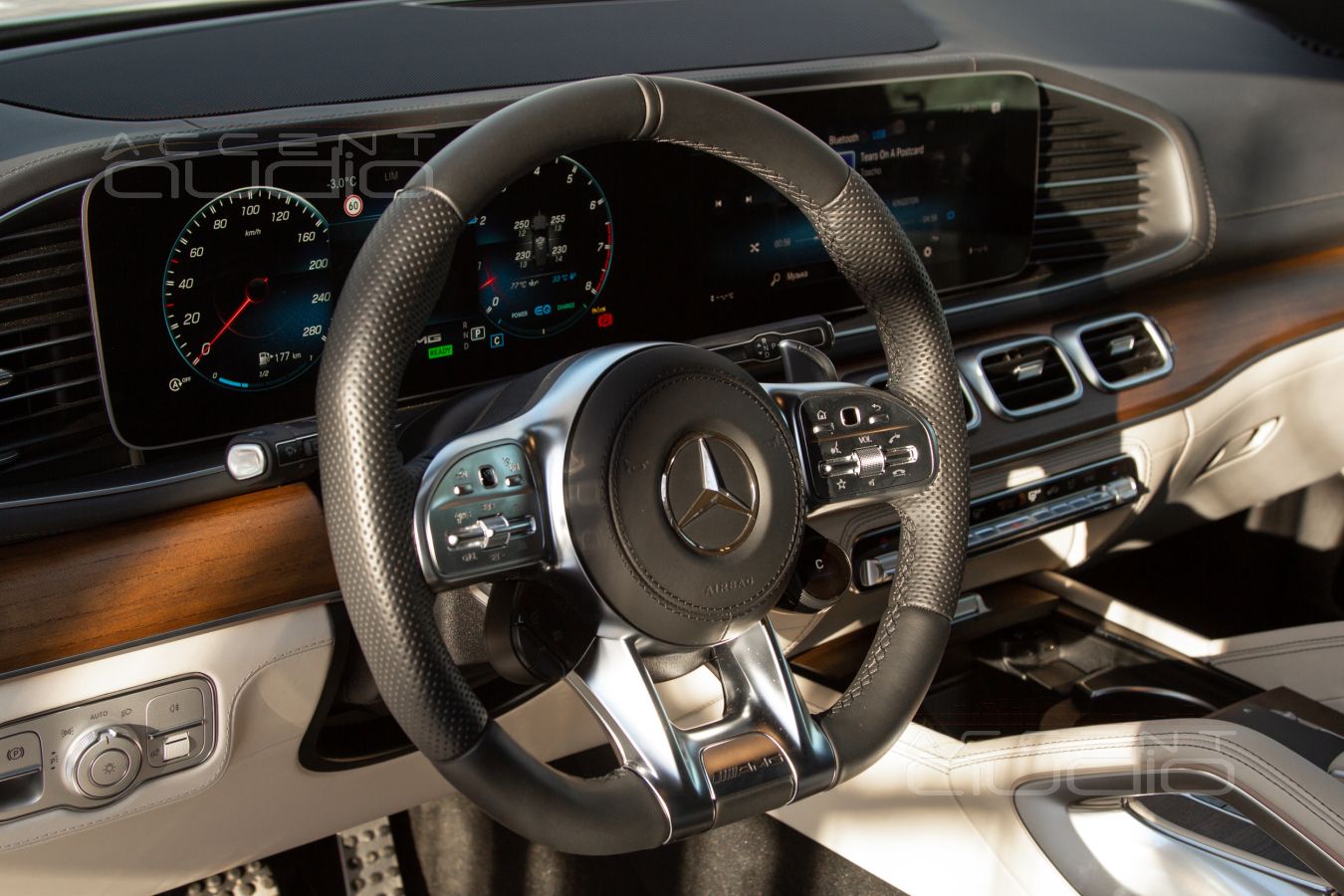 НЕ Бурмистр, а роскошный звук в Mercedes-Benz GLE