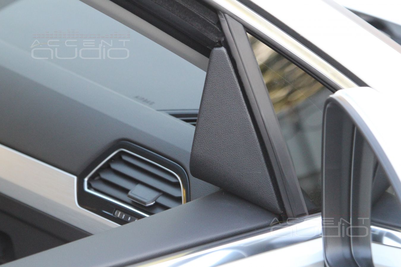 Установка СЧ-ВЧ излучателей GroundZero GZUF 60 SQX 