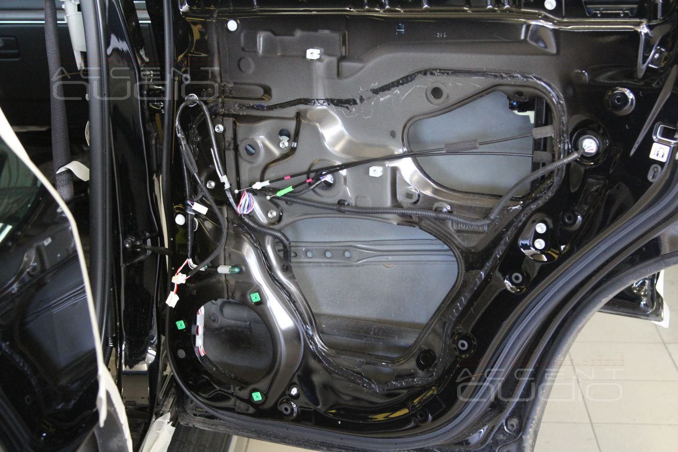 Шумоизоляция Land Cruiser Prado 150