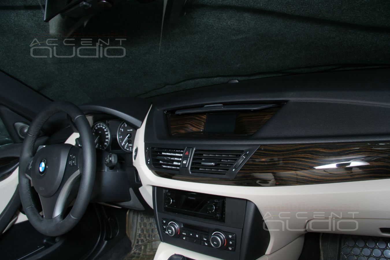 Интеграция навигатора в BMW X1