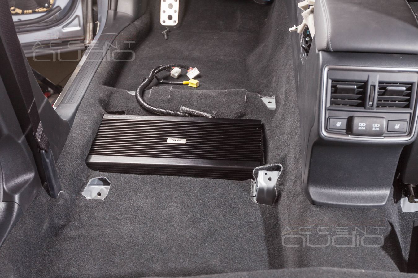 Мягкий и живой Hi-End усилитель E.O.S AE-130.4 в Subaru Forester