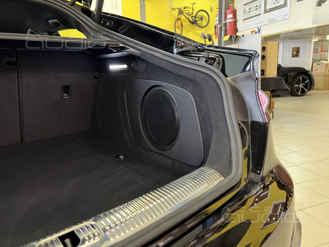 2023 Update: сабвуфер Helix в новой Audi A5