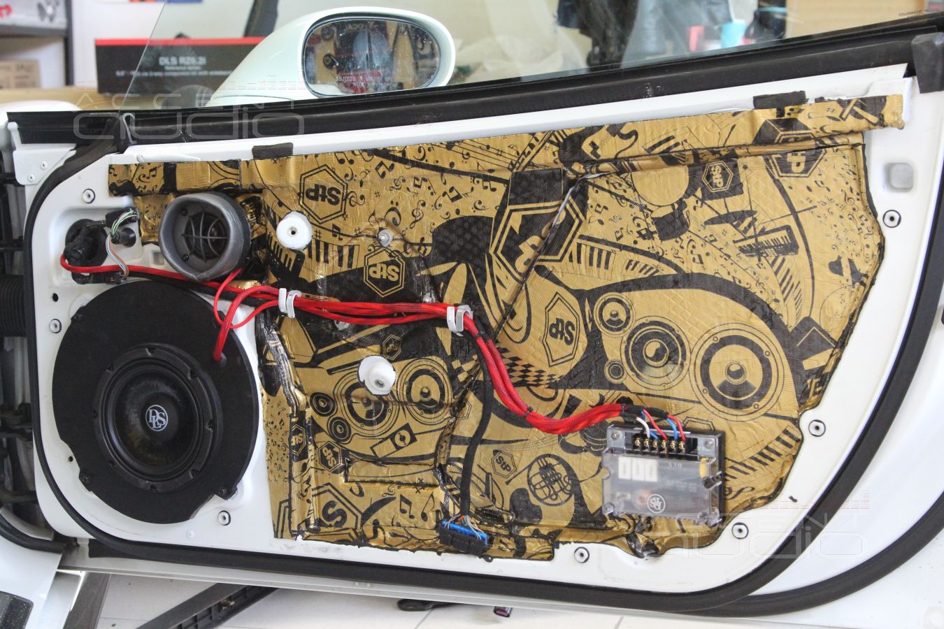 Установка DLS RZ6.2i в Chevrolet Corvette Z06