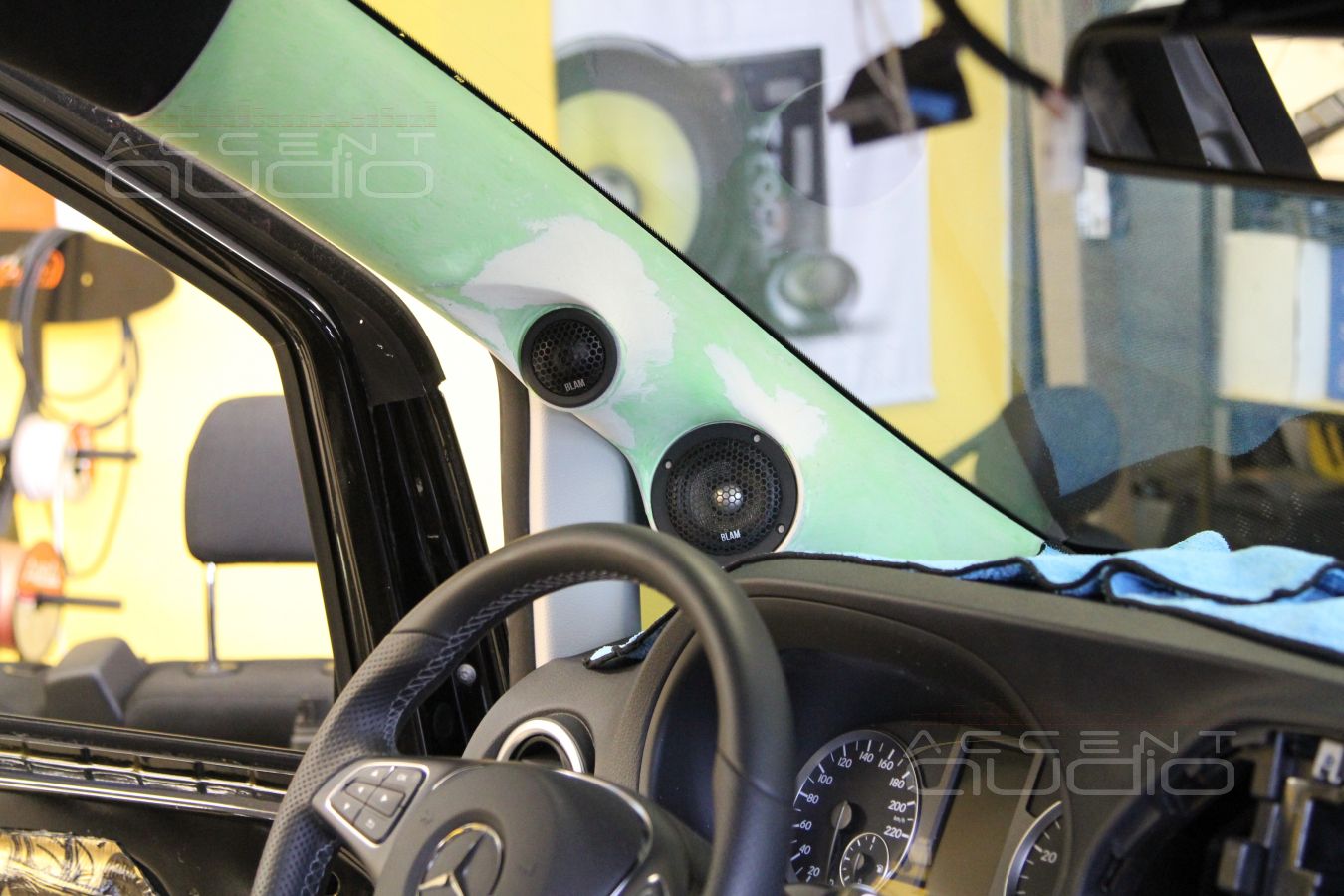 Состав аудиосистемы и установка акустики Blam