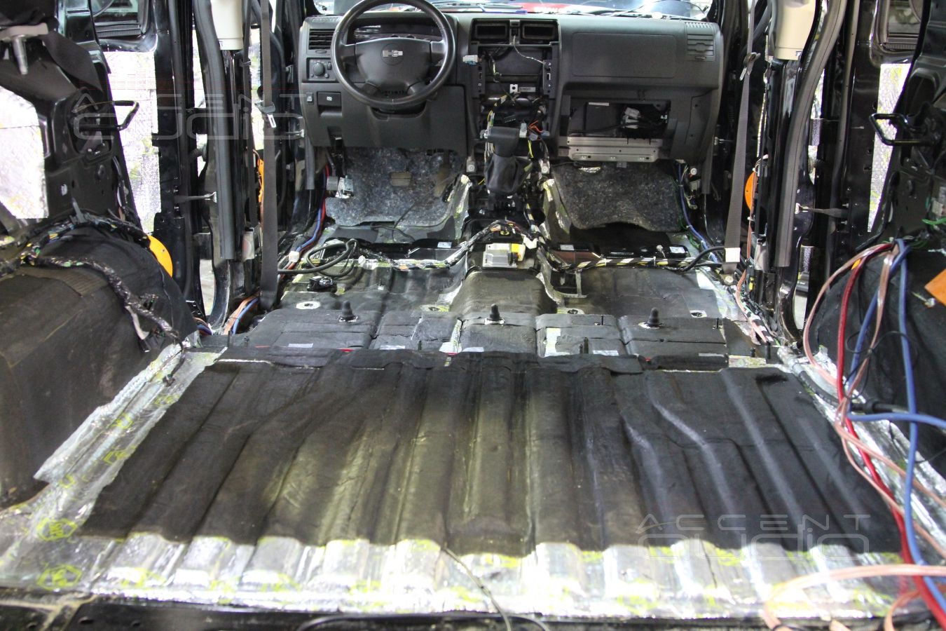 Hummer H3: система вооружения от MDLab