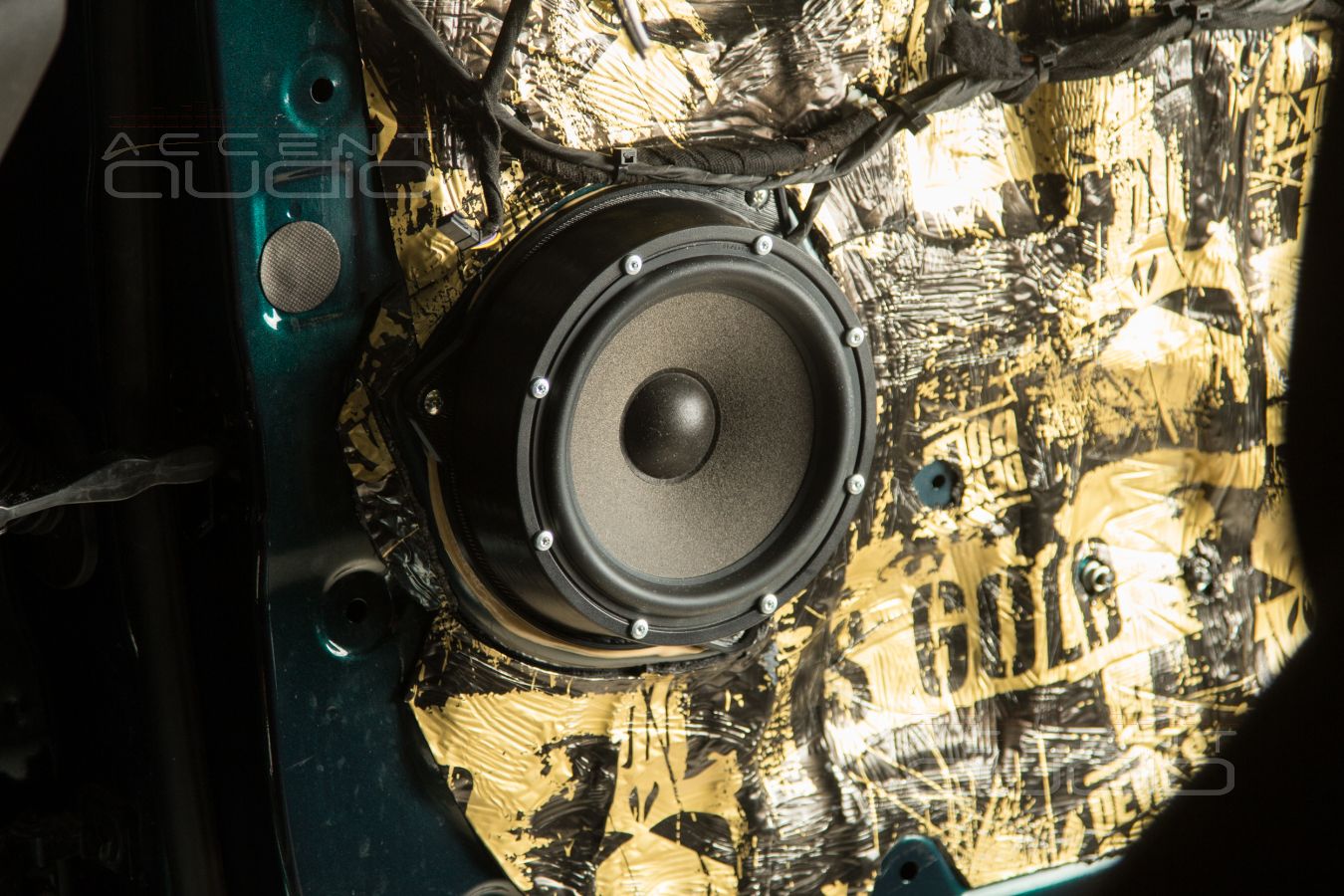 Аудиоподготовка\шумоизоляция дверей и установка мидбасовых Brax GL6 в Exeed